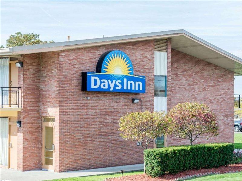 Days Inn By Wyndham Niles Zewnętrze zdjęcie