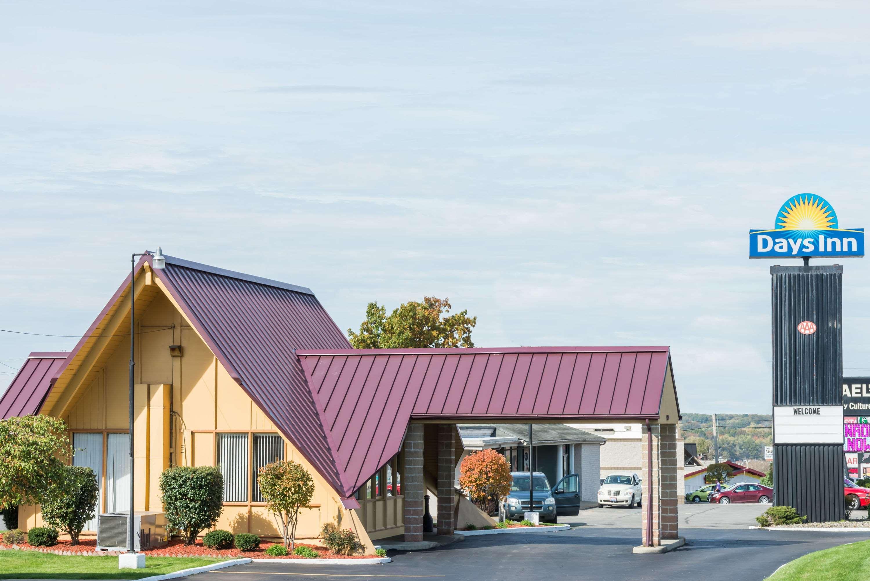 Days Inn By Wyndham Niles Zewnętrze zdjęcie